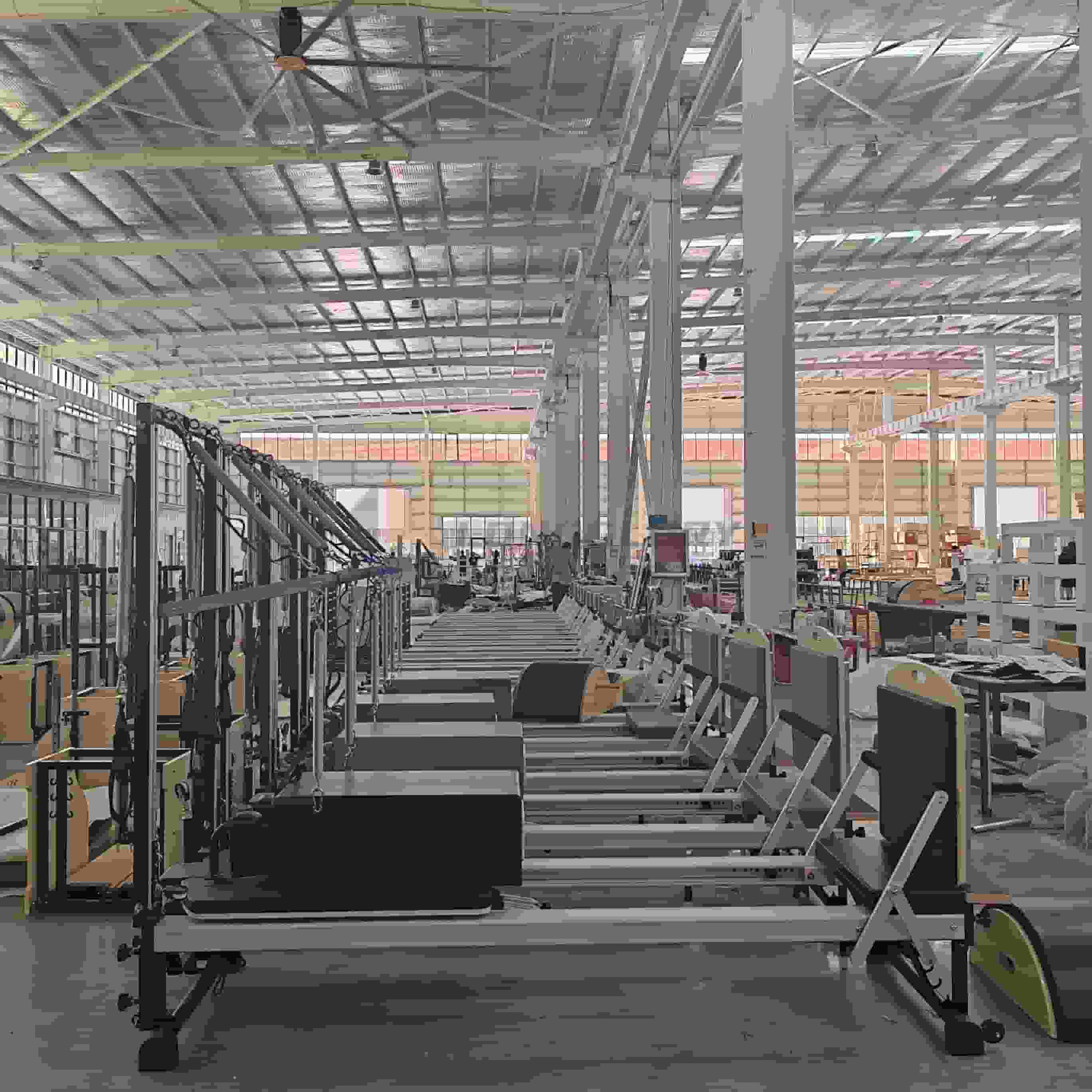 Aluminum Pilates Reformer With Half Tower